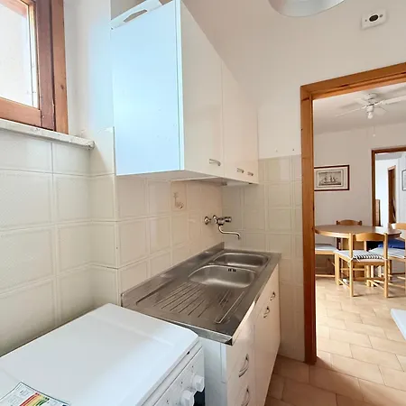 Apartment M451 - Marcelli, Luminoso Quadrilocale Con Posto Auto *