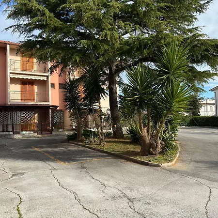 Apartment M451 - Marcelli, Luminoso Quadrilocale Con Posto Auto